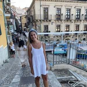 Meet your Posher, Victoria